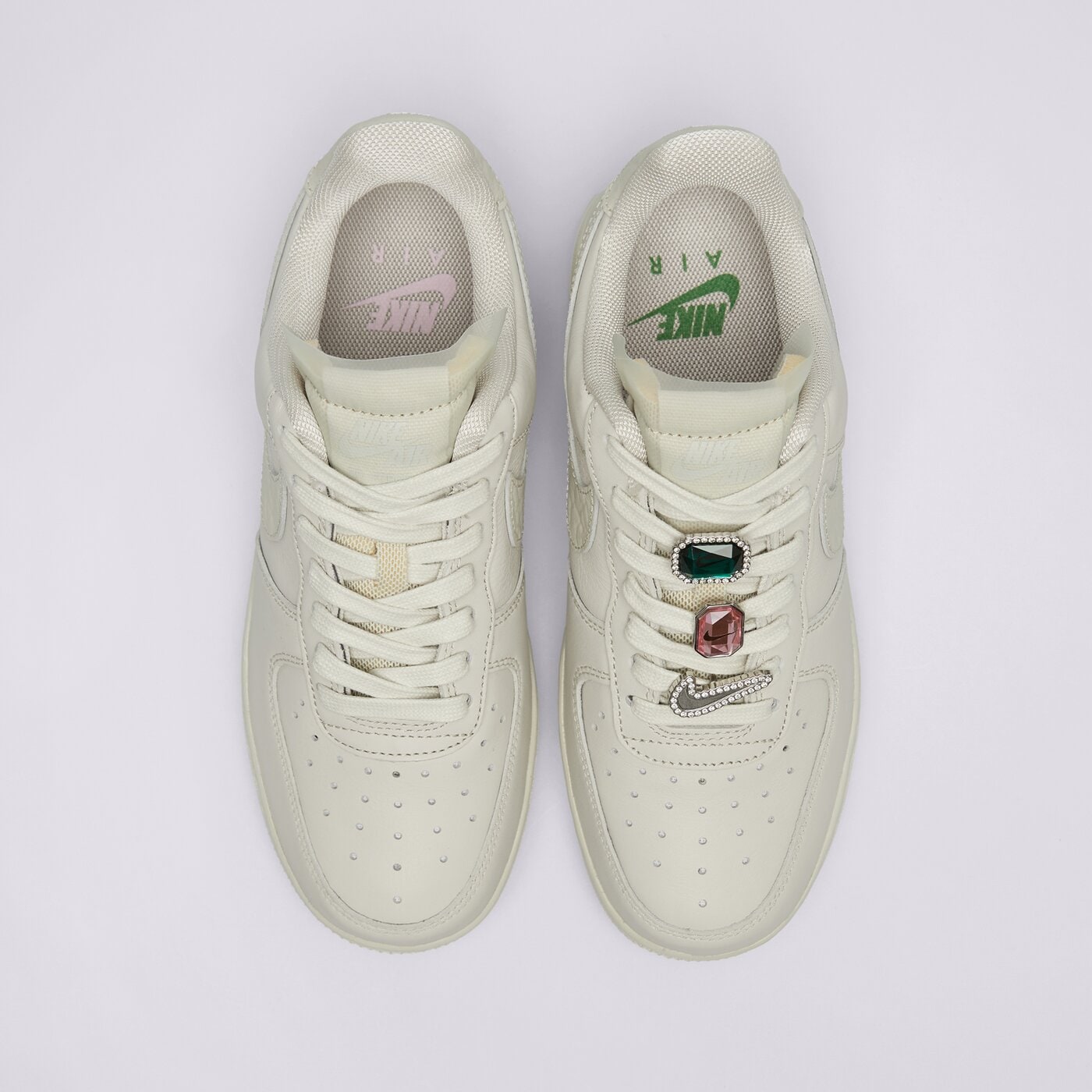 Дамски маратонки NIKE AIR FORCE 1 LOW PREMIUM dn5463-001 цвят бежов