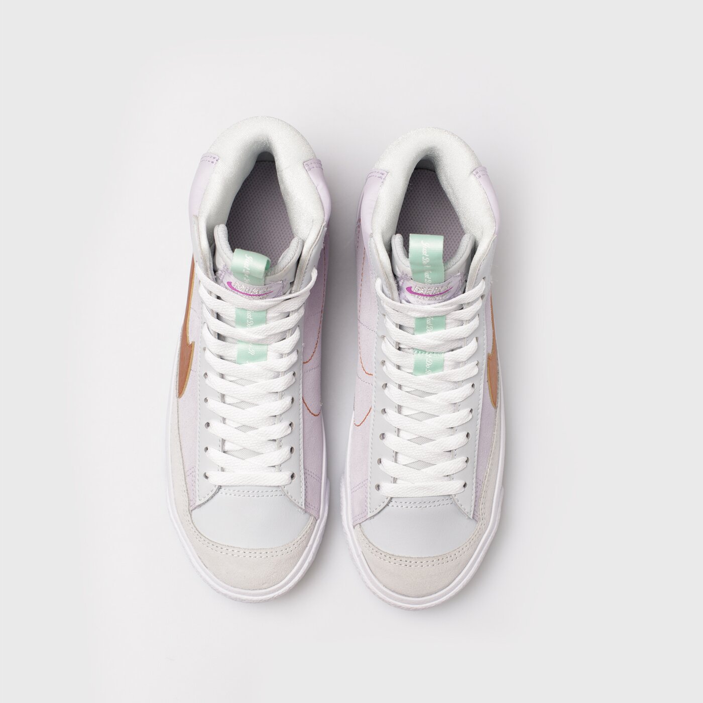 Детски маратонки NIKE BLAZER MID '77 D (GS) dq6084-500 цвят бял