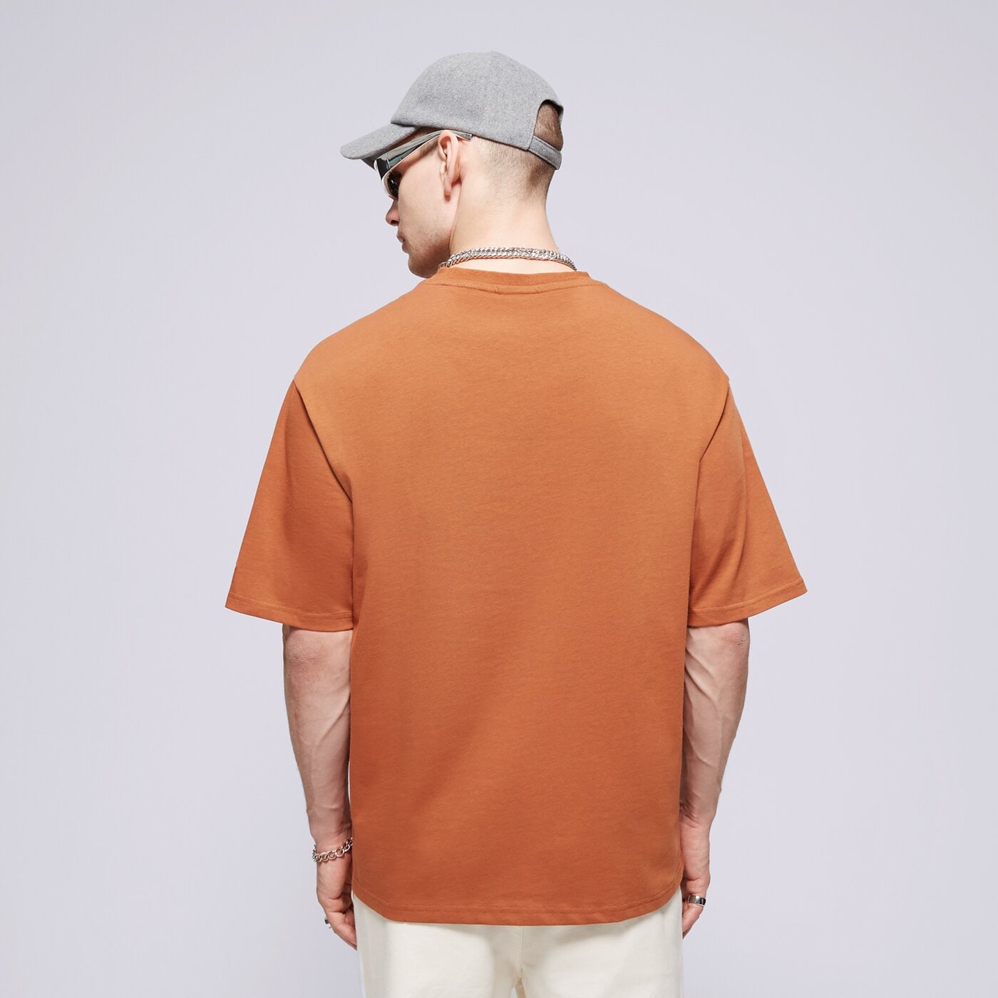 Мъжка тениска NEW ERA ТЕНИСКА NE HERITAGE PATCH OS NONE 60435368 цвят кафяв