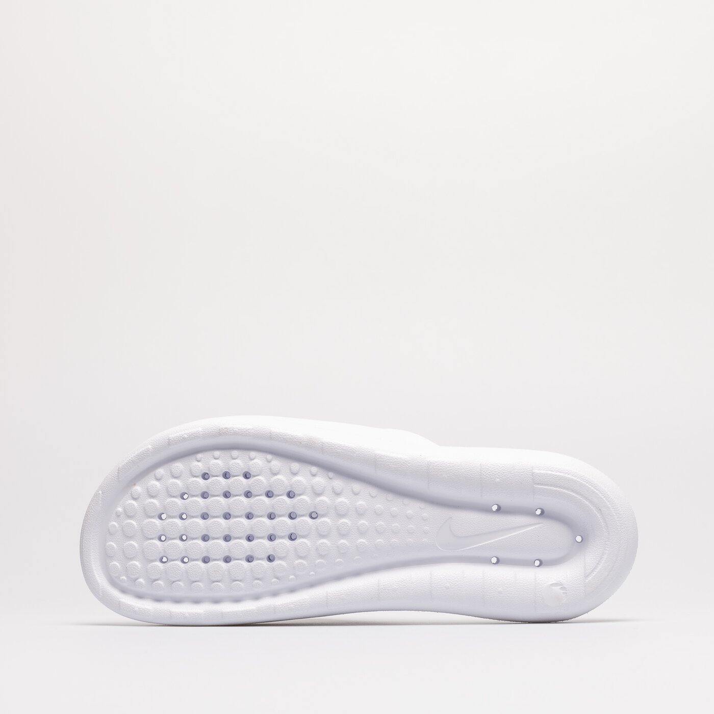 Мъжки чехли и сандали NIKE VICTORI ONE cz5478-100 цвят бял