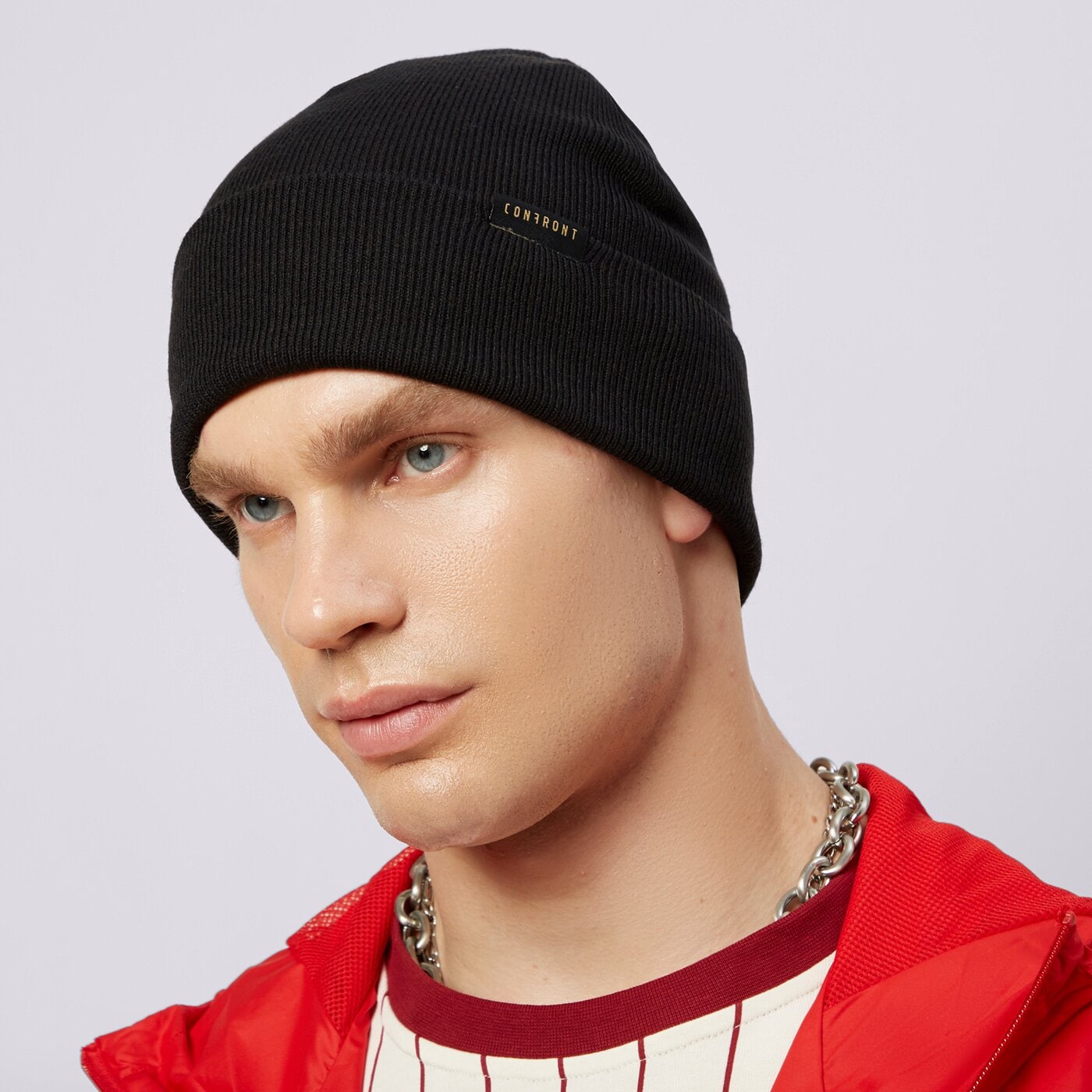 Дамска зимна шапка CONFRONT ШАПКА CLASSIC BEANIE cf323hat90001 цвят черен