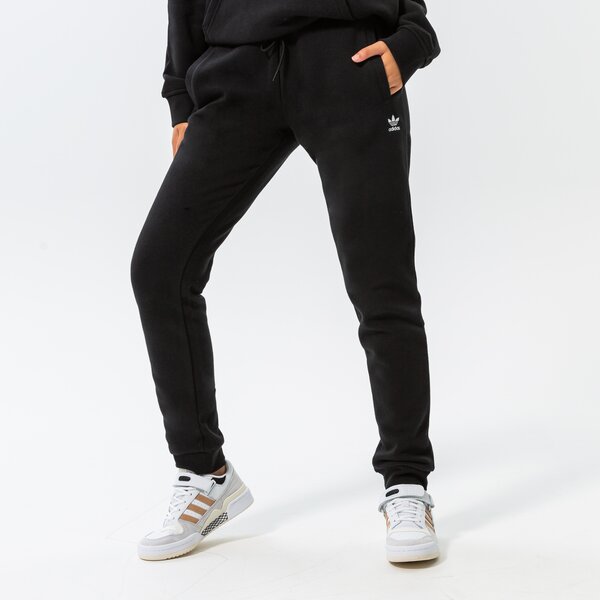 Дамски панталони ADIDAS ПАНТАЛОНИ TRACK PANT hm1837 цвят черен