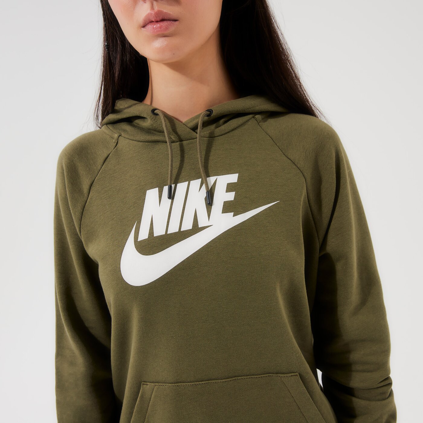 Дамски суичър NIKE СУИТЧЪР С КАЧУЛКА  SPORTSWEAR ESSENTIAL bv4126-222 цвят каки