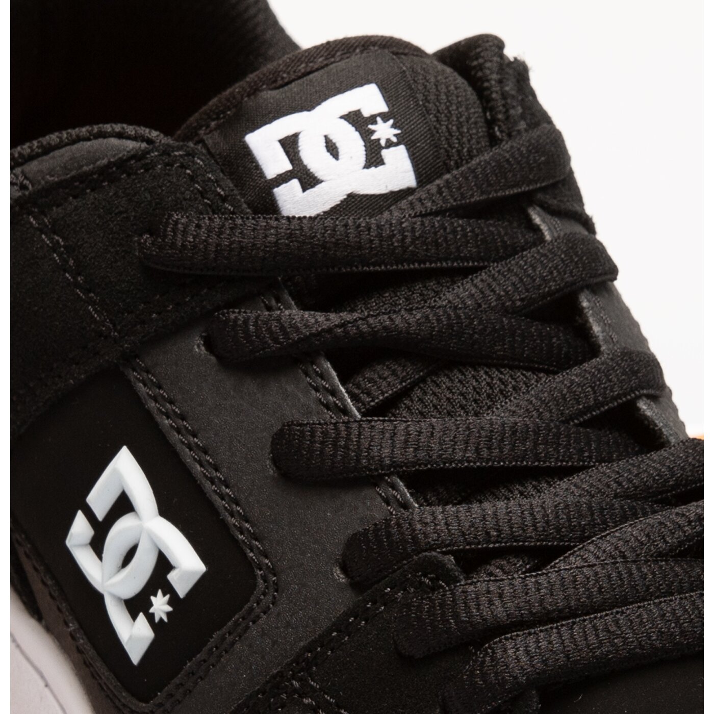 Мъжки маратонки DC MANTECA adys100670bw6 цвят черен