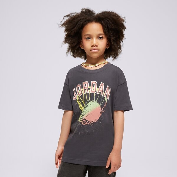 Детска тениска JORDAN ТЕНИСКА JORDAN HOOP STYLE SS TEE GIRL 45c991-693 цвят черен