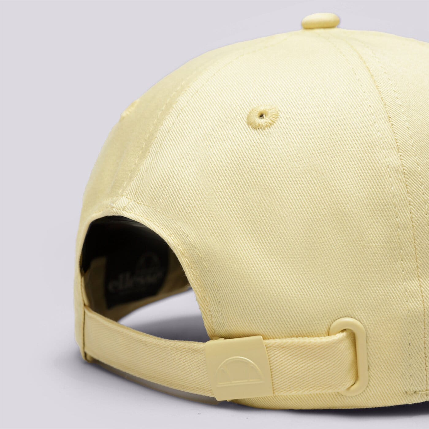 Дамска шапка с козирка ELLESSE ШАПКА CAPALO CAP YELLOW sara3046606 цвят жълт