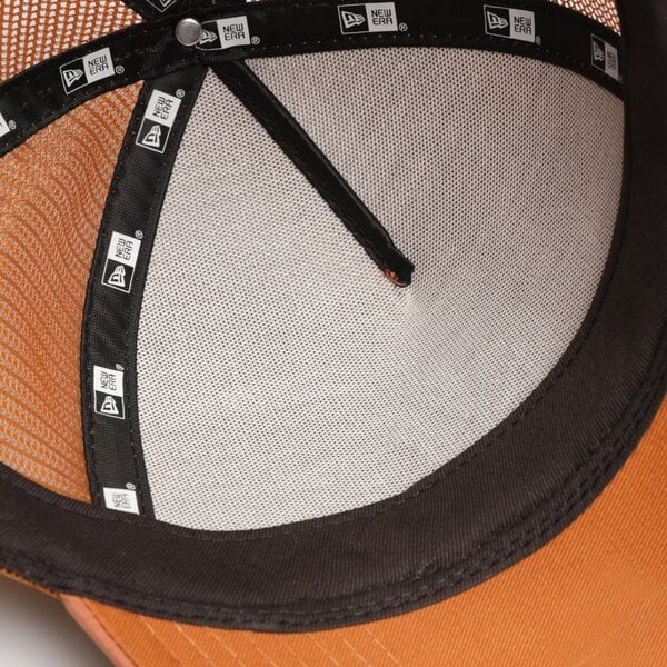 Мъжка шапка с козирка NEW ERA ШАПКА TECH RIPSТОП TRUCKER NYY NEW YORK YANKEES 60358065 цвят оранжев
