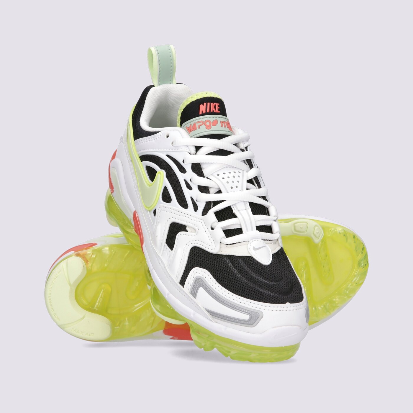 Дамски маратонки NIKE AIR VAPORMAX EVO dc9222-101 цвят бял