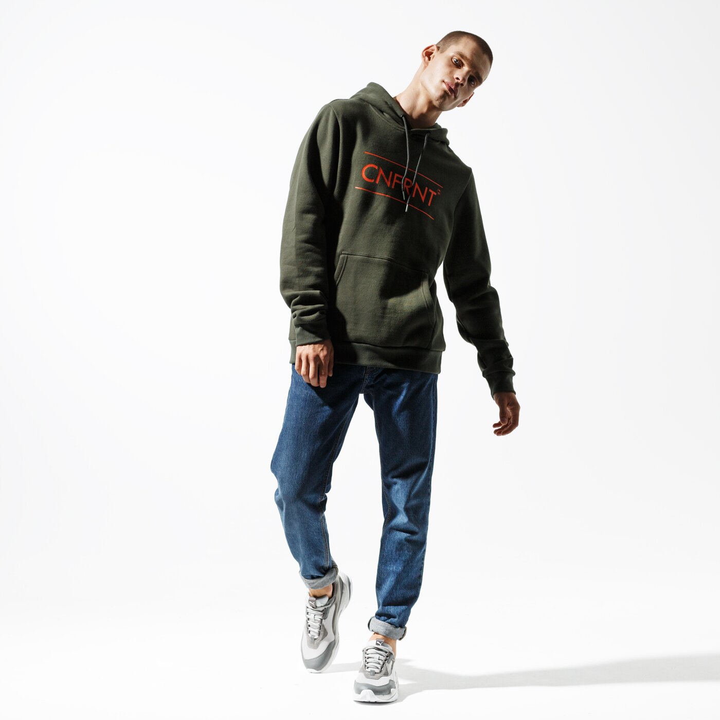 Мъжки суичър CONFRONT СУИТЧЪР ESSENTIAL KHK HOODY  cf39blm38002 цвят каки