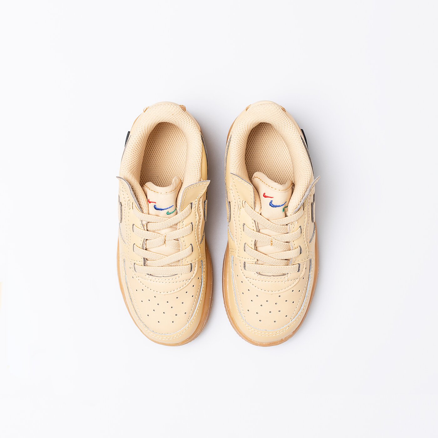 Детски маратонки NIKE AIR FORCE 1 FONTANKA  do6147-200 цвят бежов