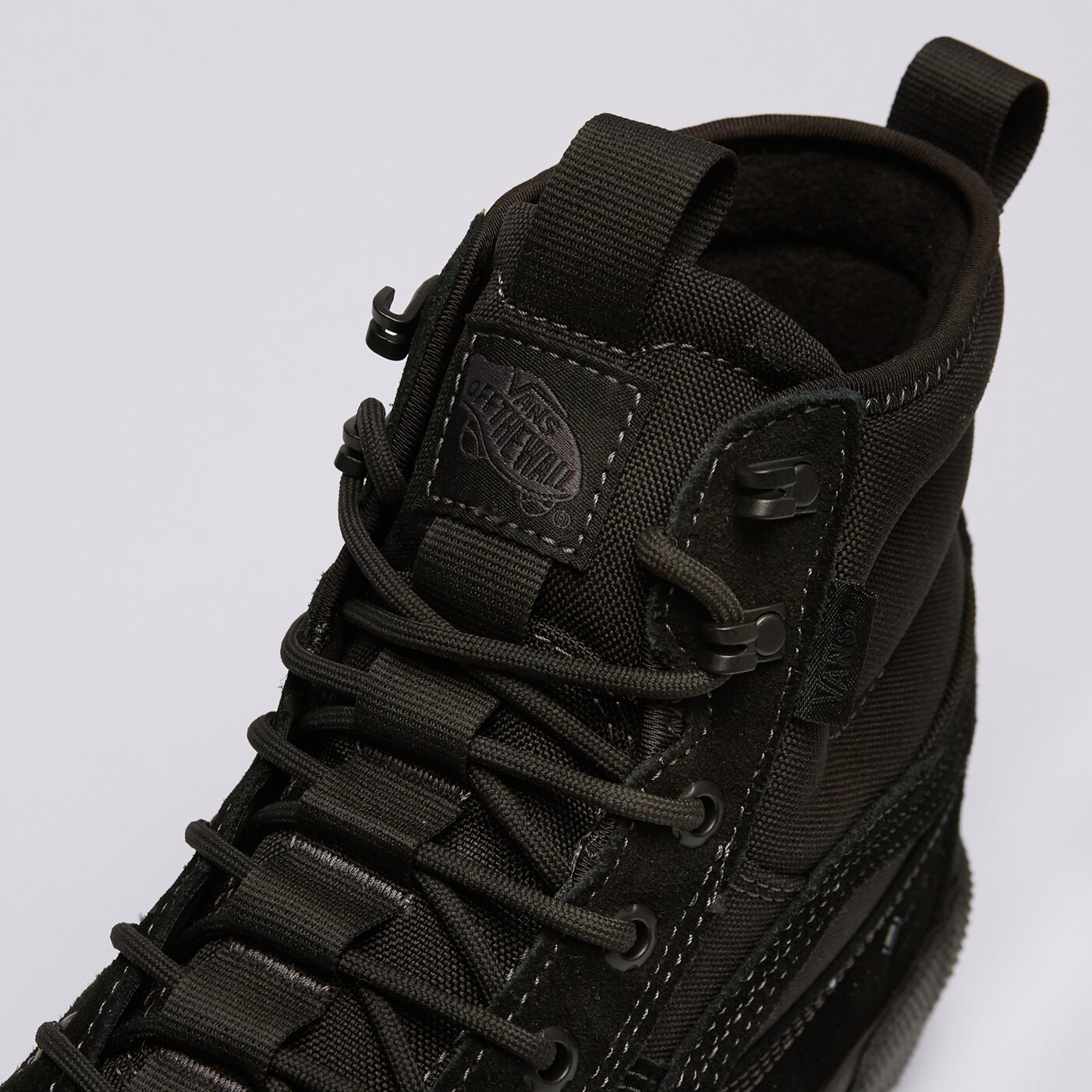 Мъжки маратонки VANS MTE SK8-HI GORE-TEX vn000cvs1oj1 цвят черен