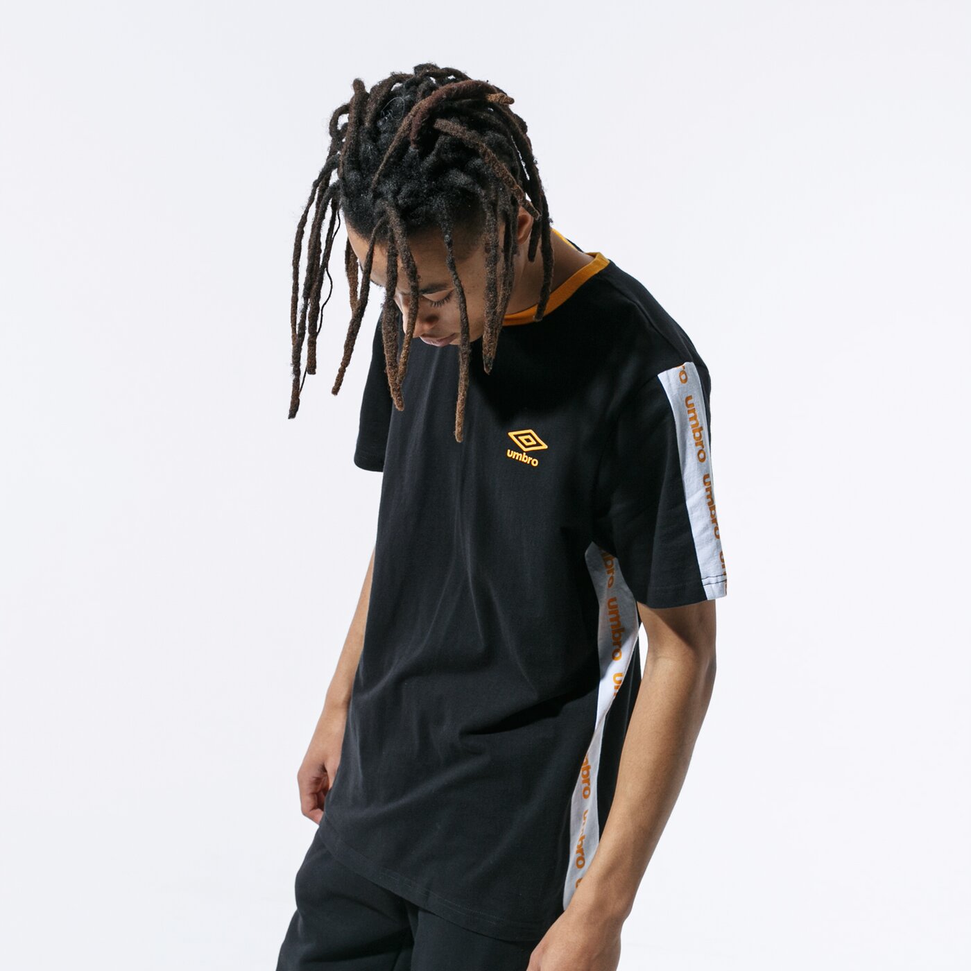 Мъжка тениска UMBRO ТЕНИСКА RETRO TAPE TEE ul39tsm82001 цвят черен