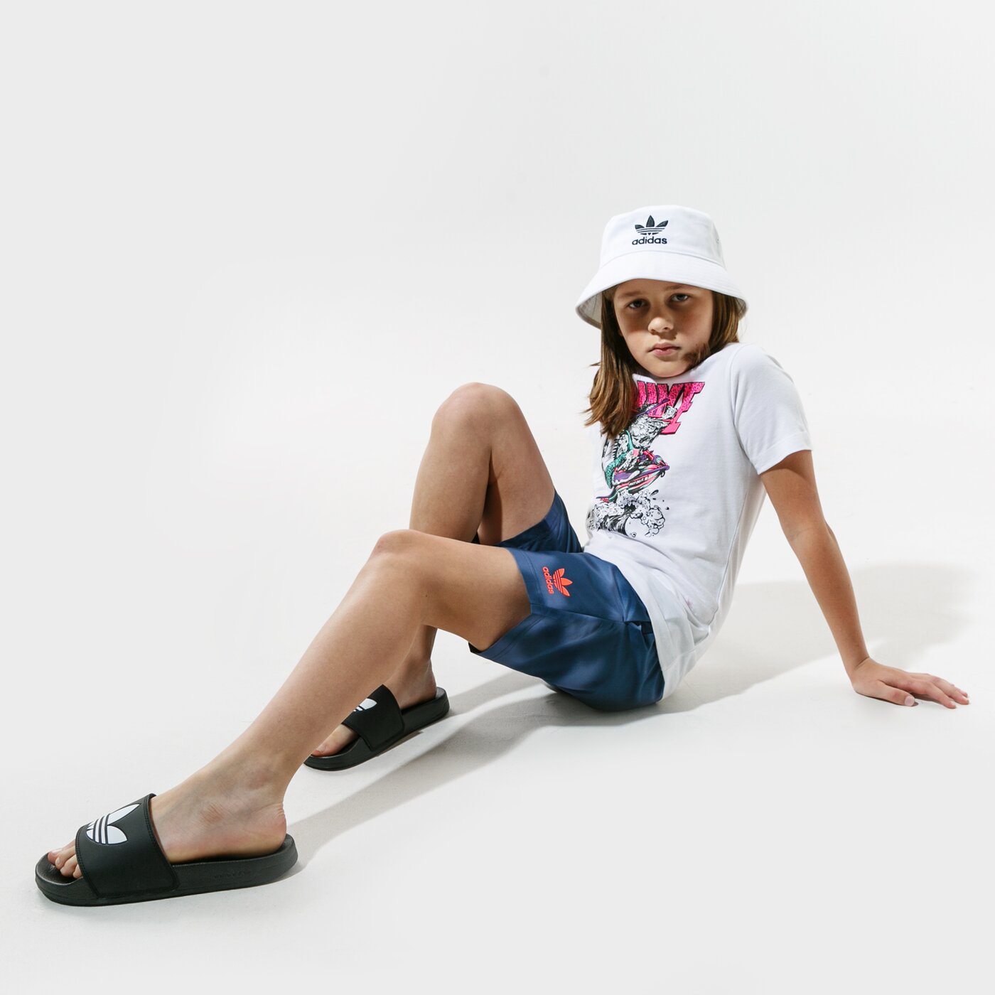 Детска тениска NIKE ТЕНИСКА SPORTSWEAR dh6522-100 цвят бял