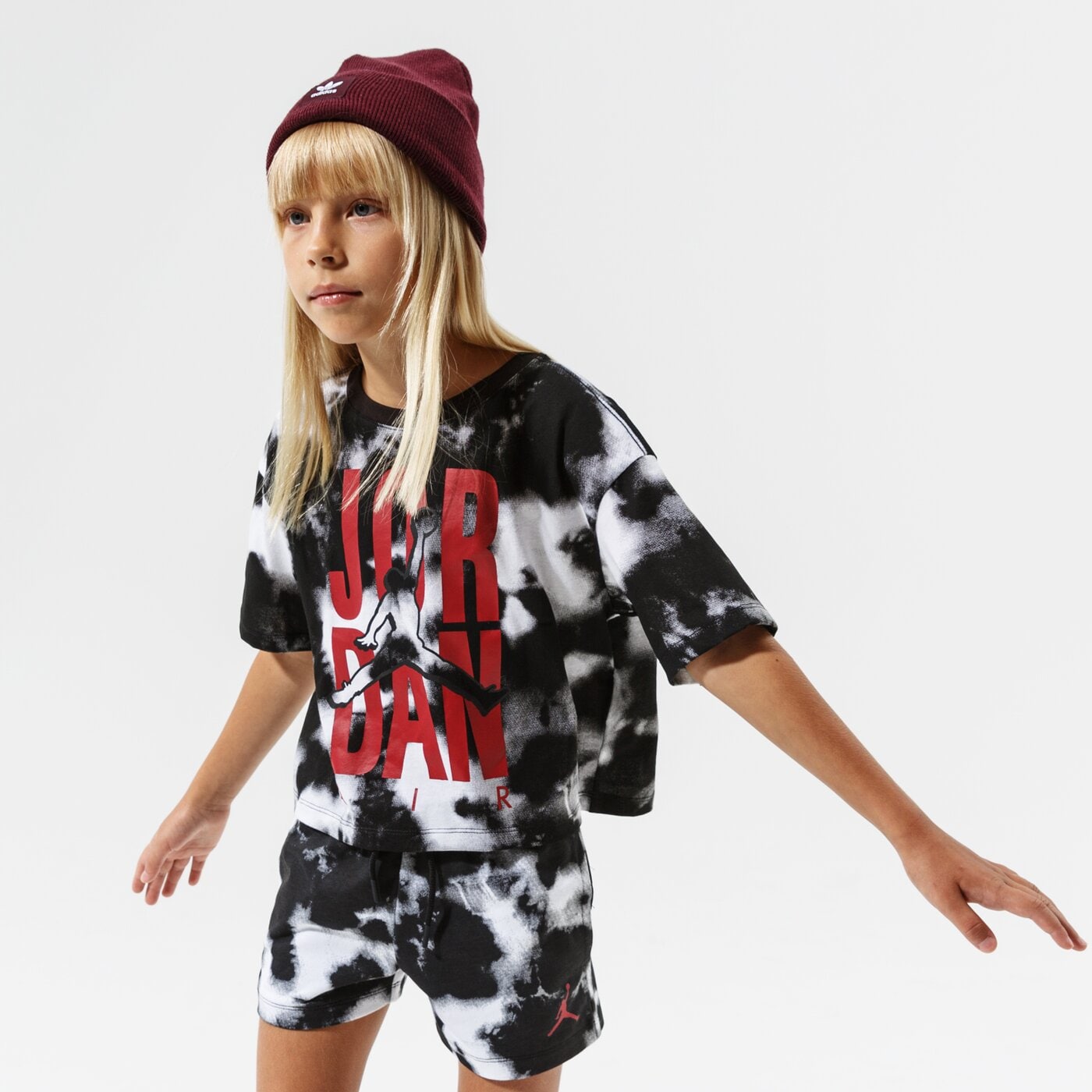 Детска тениска JORDAN ТЕНИСКА JORDAN GIRL TIE DYE BOXY TEE GIRL 45a764-k04 цвят черен