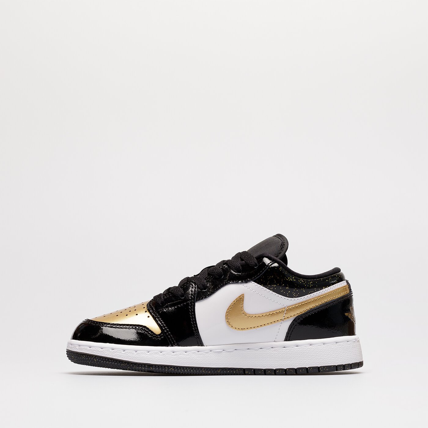 Детски маратонки AIR JORDAN 1 LOW SE CBR BG  dr6970-071 цвят черен
