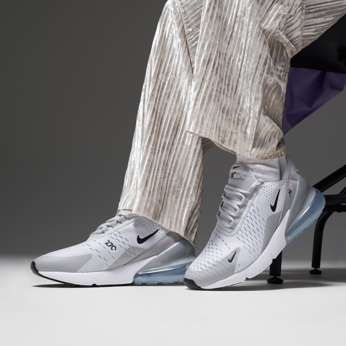 Детски маратонки NIKE AIR MAX 270 943345-040 цвят сив