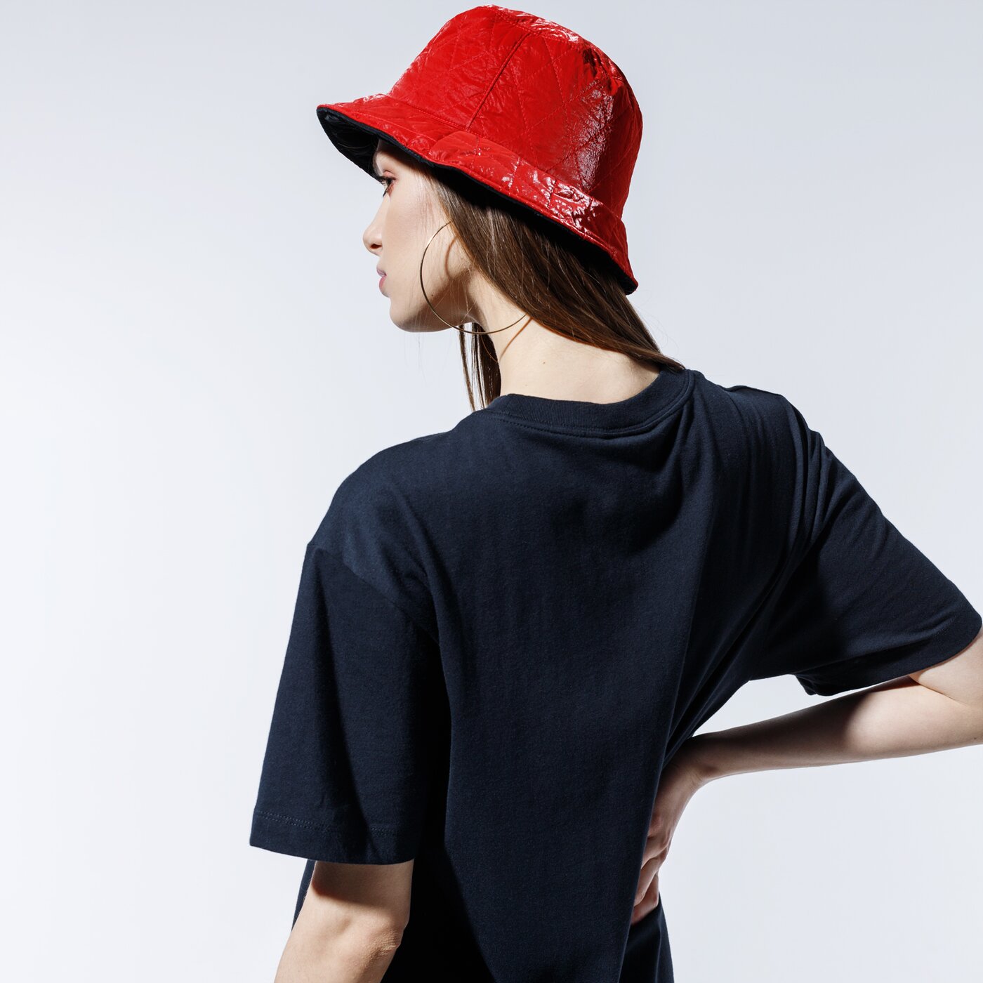 Дамски NIKE ESSENTIAL ТЕНИСКА АНЦУГS  cj2242-010 цвят черен