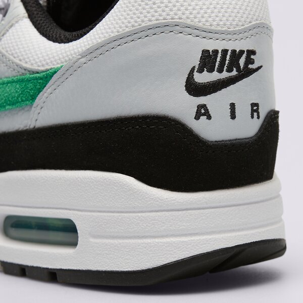 Мъжки маратонки NIKE AIR MAX 1 ESS fn6952-100 цвят бял