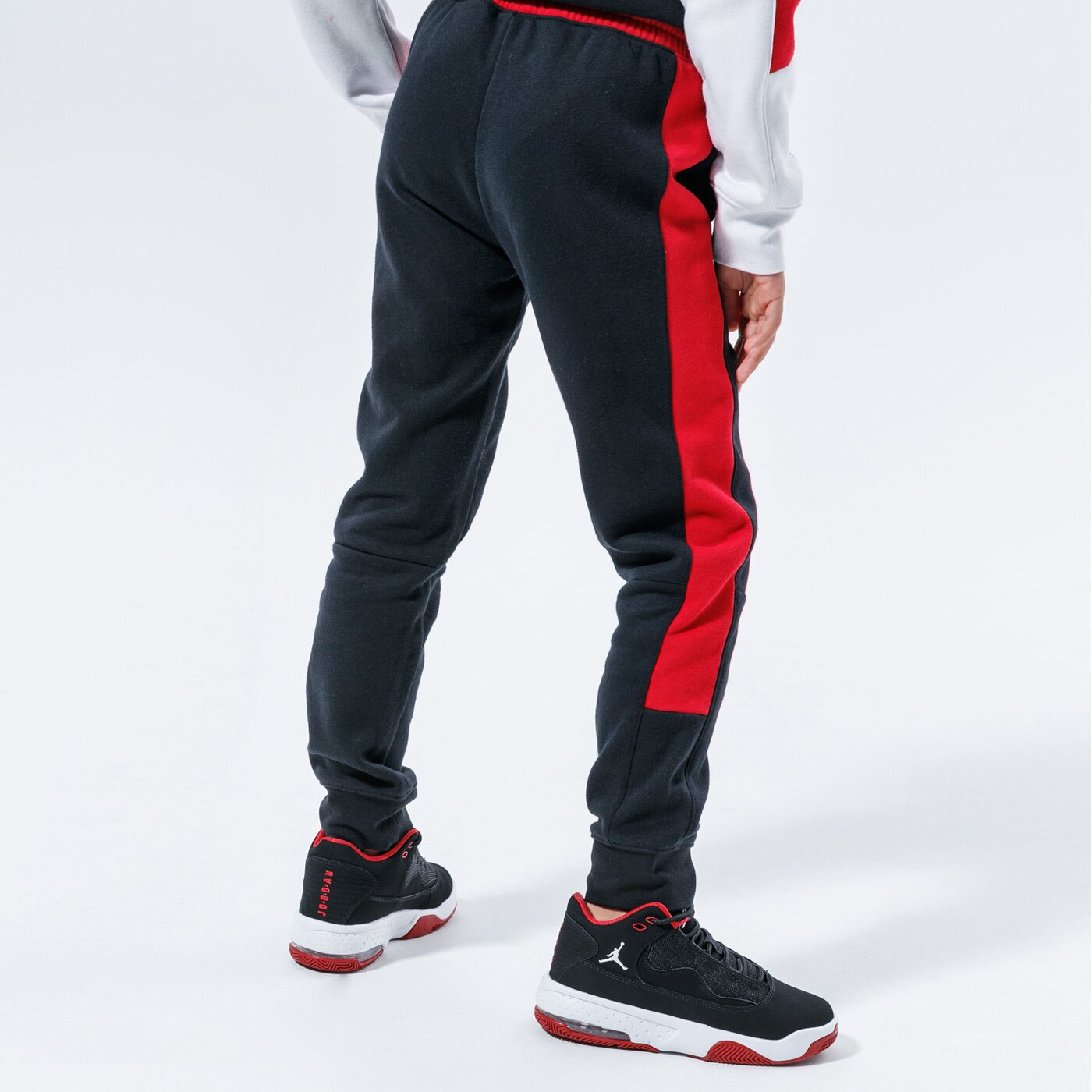 Детски панталони JORDAN ПАНТАЛОНИ JUMPMAN CLASSICS III FLEECE PANT 957529-023 цвят черен