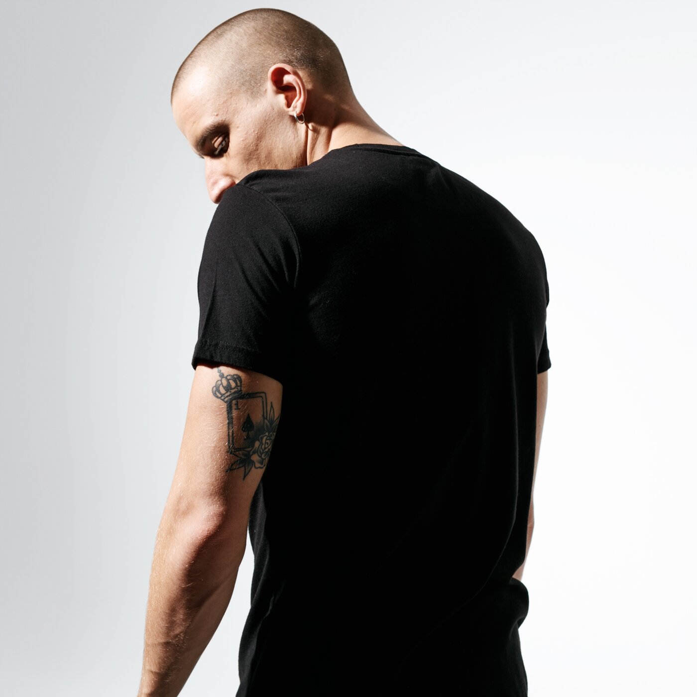 Мъжка тениска CONFRONT ТЕНИСКА TAPE TEE cf39tsm62001 цвят черен