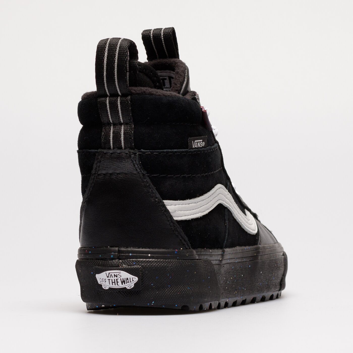 Дамски маратонки VANS UA SK8-HI MTE-2 vn0a5hzzunm1 цвят черен