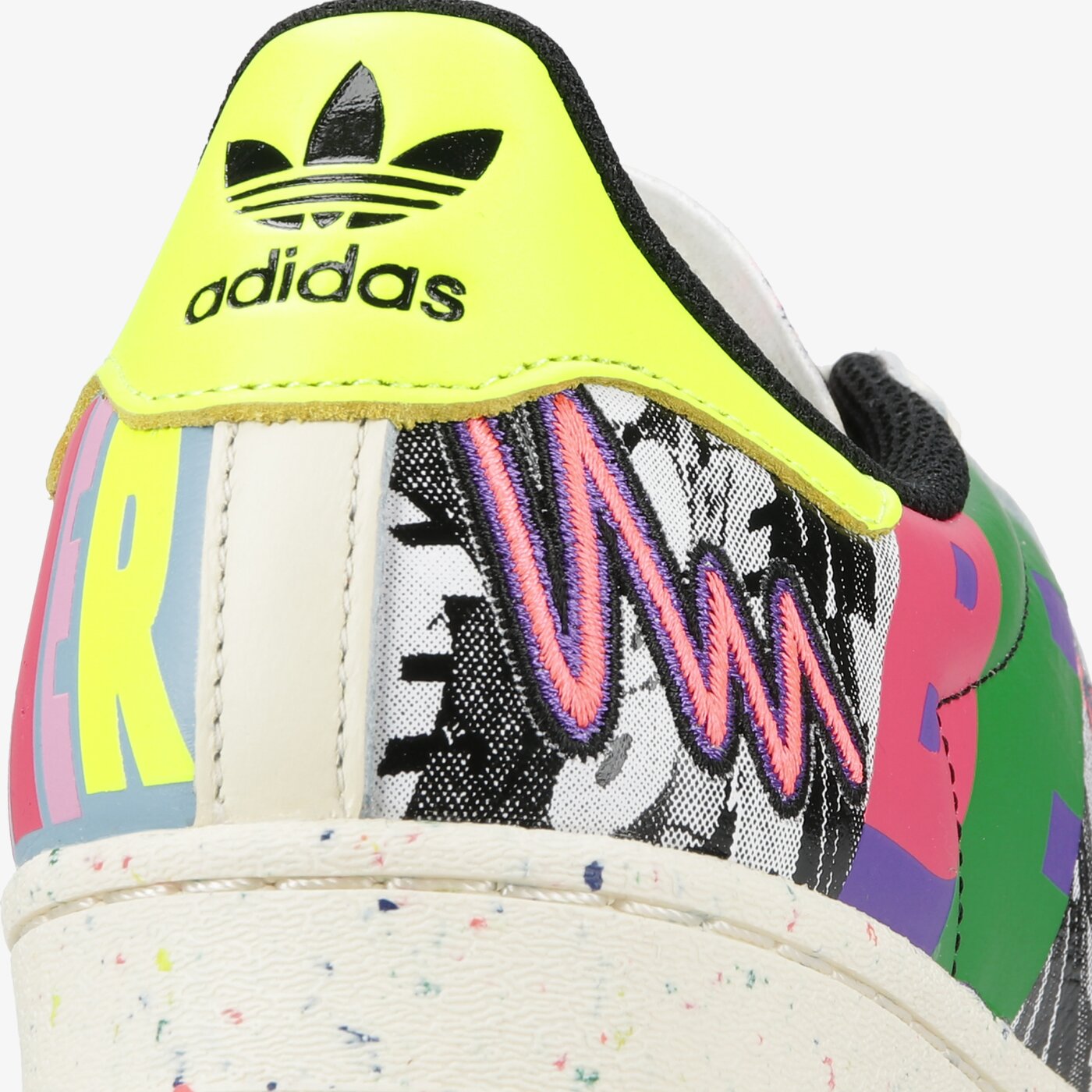 Дамски маратонки ADIDAS SUPERSTAR PRIDE gx6395 цвят многоцветен