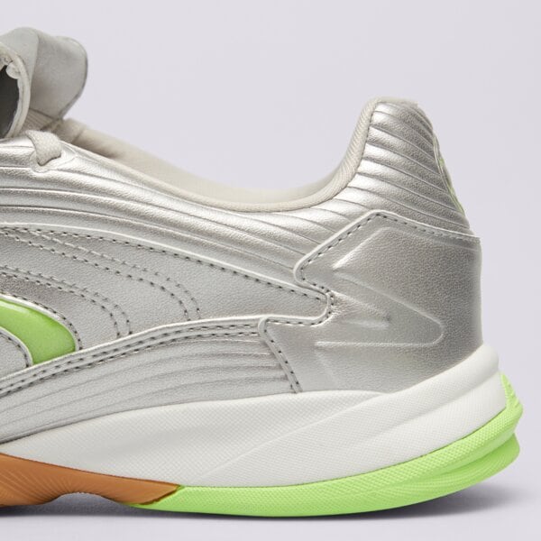 Дамски маратонки ADIDAS PREDATOR SALA jr1636 цвят сребърен