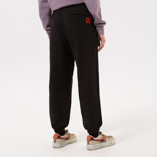 Дамски панталони PUMA ПАНТАЛОНИ PUMA X VOGUE SWEATPANTS TR BLACK 534694-01 цвят черен