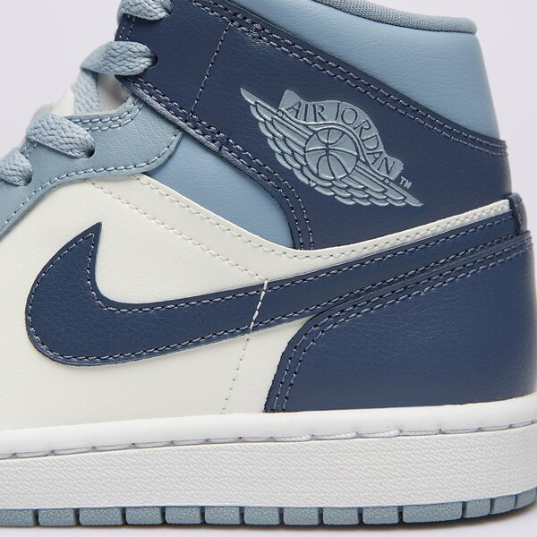 Дамски маратонки AIR JORDAN 1 MID  bq6472-140 цвят син