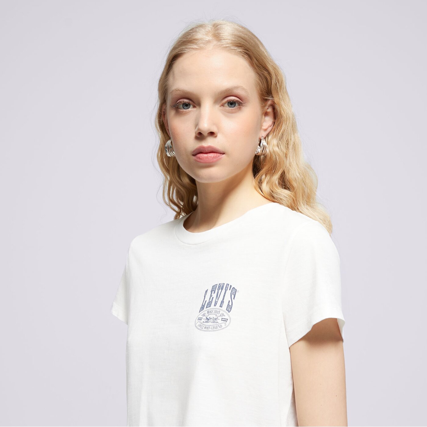 Дамска тениска LEVI'S ТЕНИСКА GRAPHIC BOXY TSHIRT a8804-0033 цвят бял