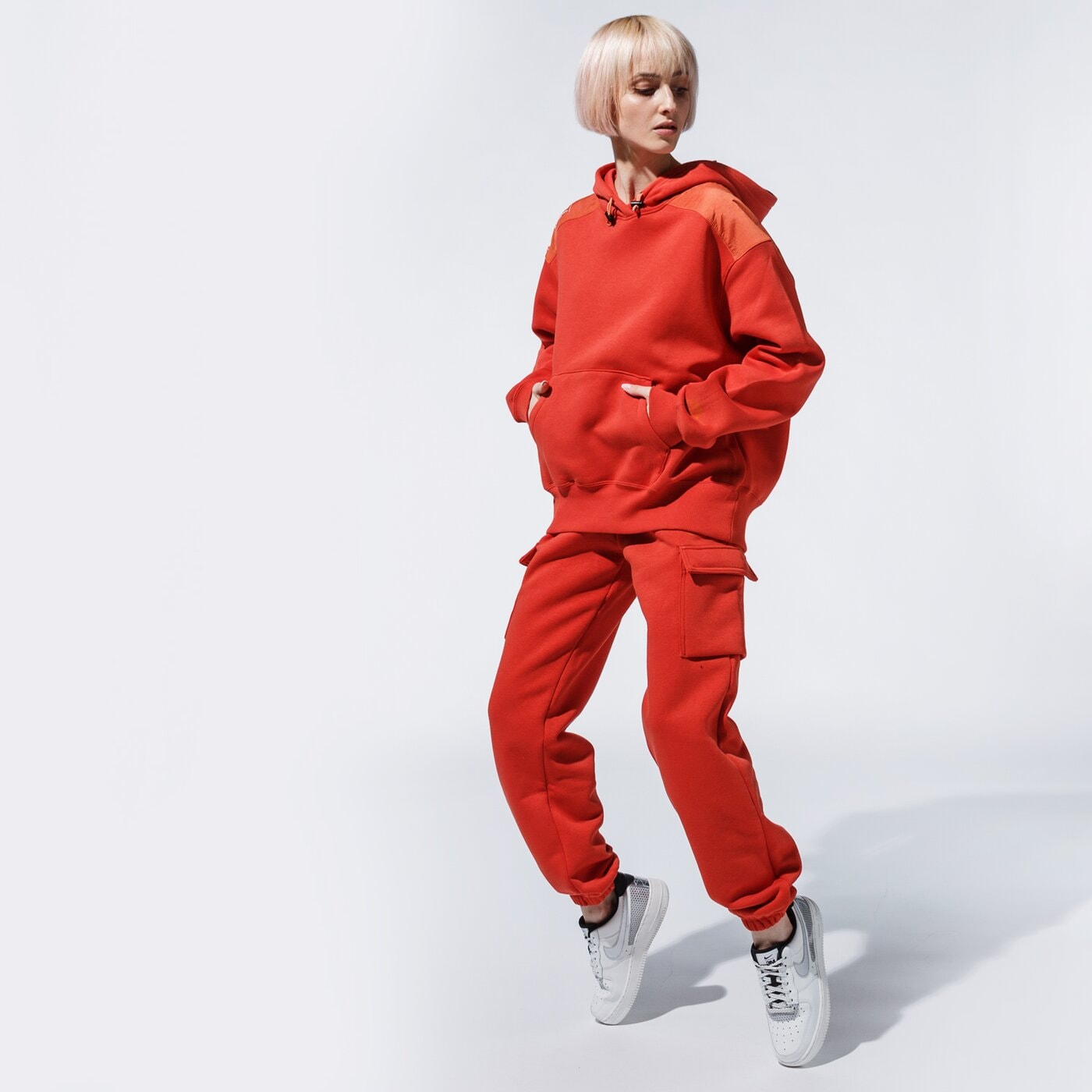 Дамски суичър NIKE СУИТЧЪР С КАЧУЛКА W NSW PO HOODIE FLC UU dd3605-852 цвят оранжев