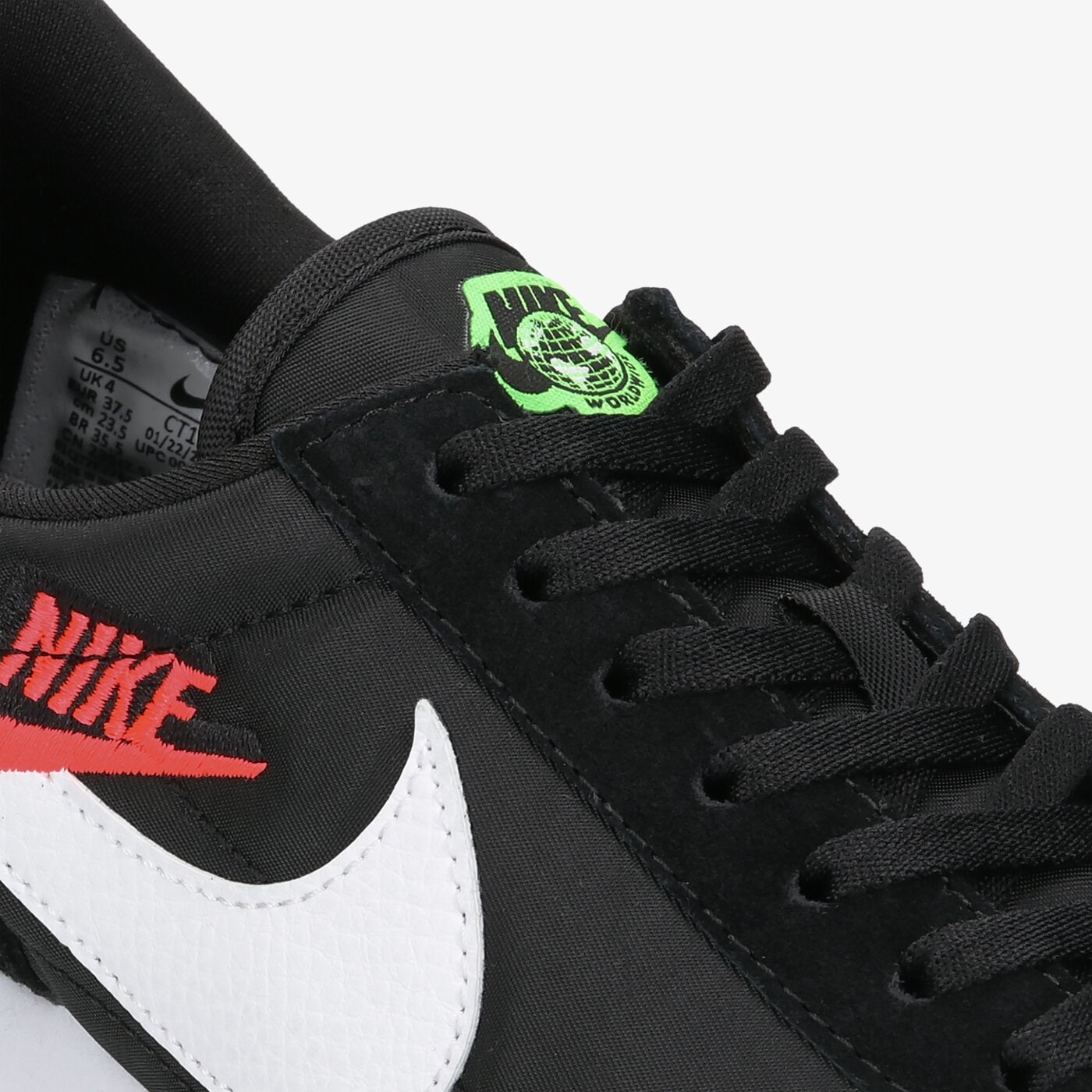 Дамски маратонки NIKE DAYBREAK SE ct1279-001 цвят черен