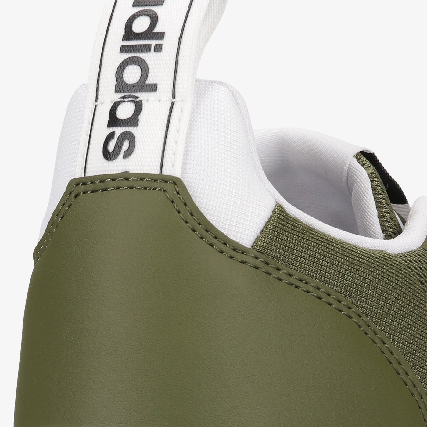 Мъжки маратонки ADIDAS MULTIX h04472 цвят каки