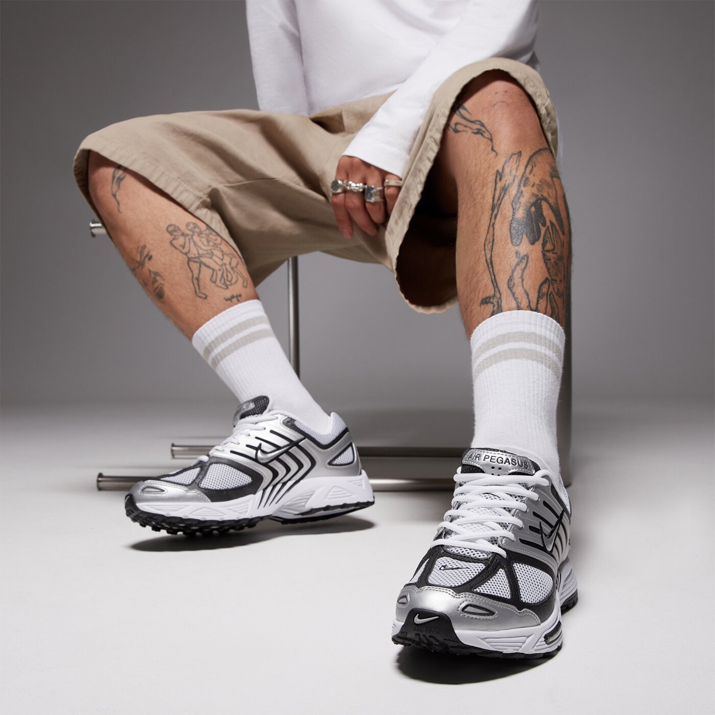 Мъжки маратонки NIKE AIR PEGASUS 2005 hq3031-002 цвят сив