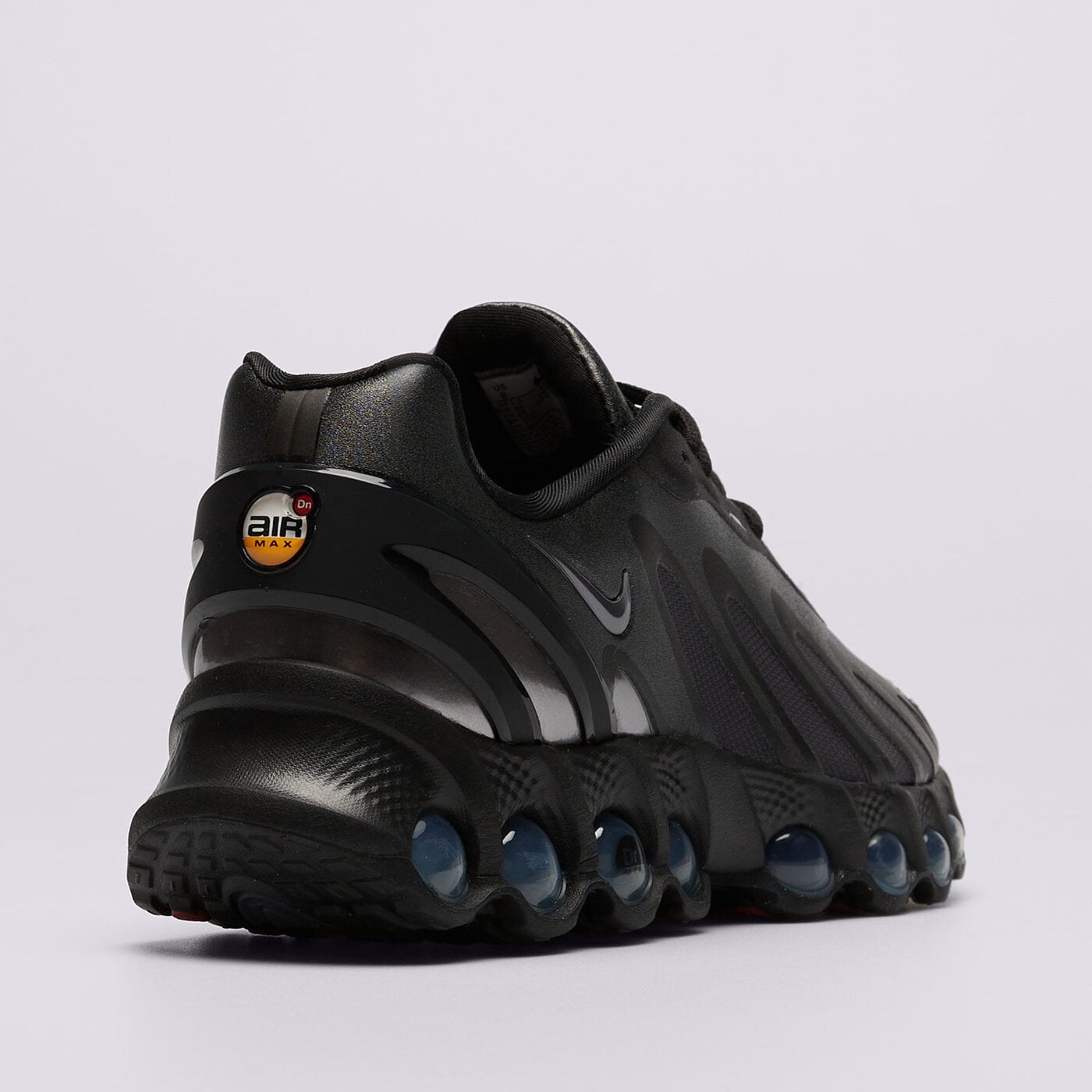 Дамски маратонки NIKE W AIR MAX DN8 hf5509-002 цвят черен