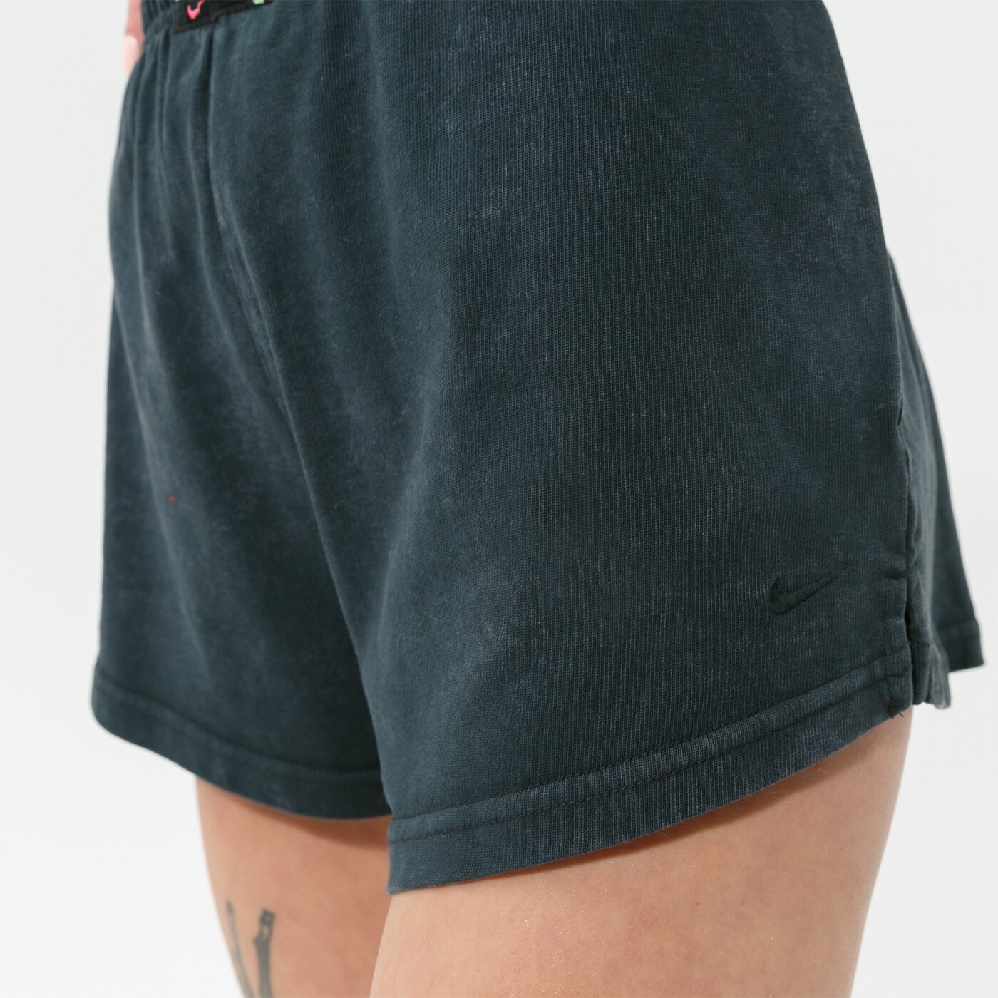 Дамски къси панталони NIKE ШОРТИ W NSW WASH SHORT HR cz9856-010 цвят черен