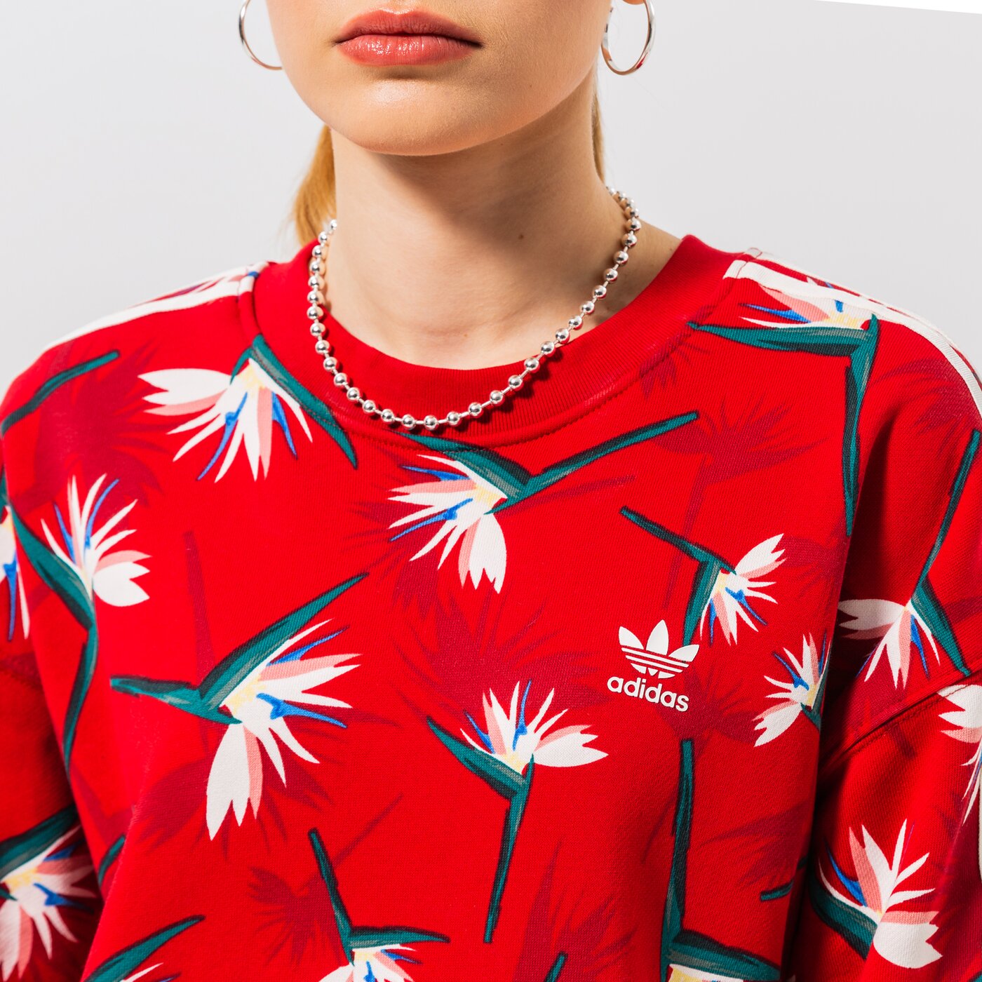 Дамски суичър ADIDAS СУИТЧЪР CREW SWEATER hk5213 цвят червен