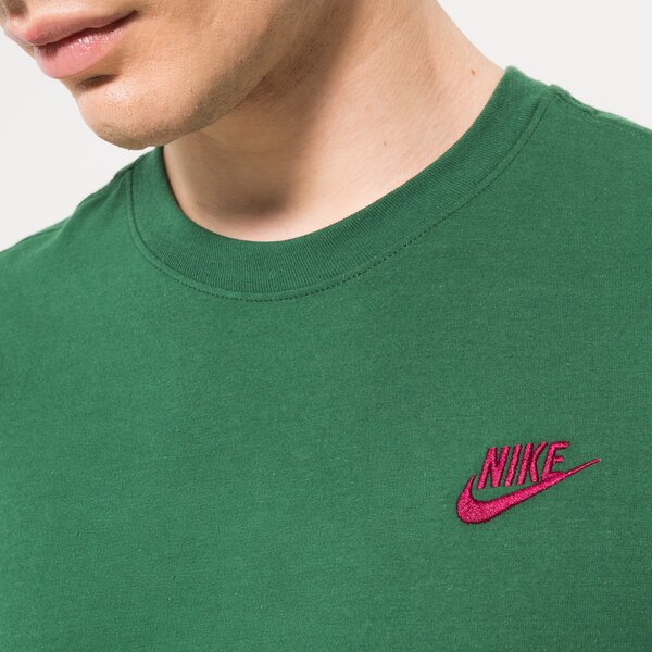 Мъжка тениска NIKE ТЕНИСКА SPORTSWEAR CLUB ar4997-341 цвят зелен