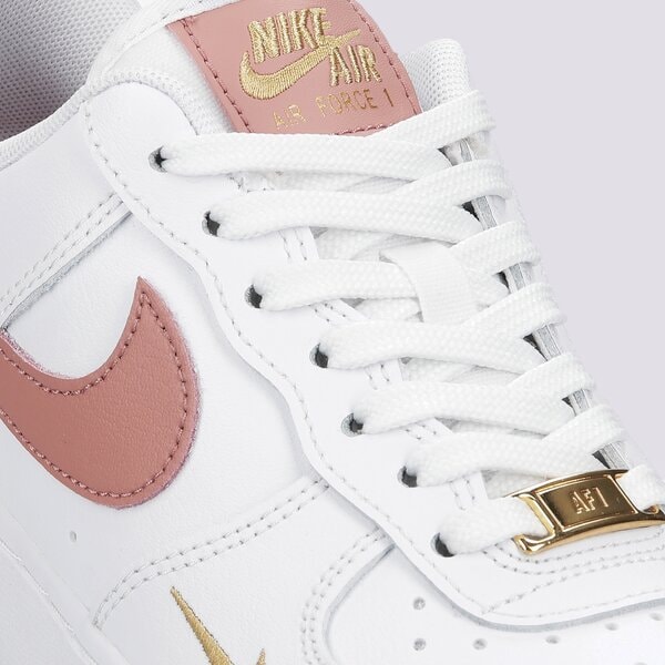 Дамски маратонки NIKE WMNS AIR FORCE 1 '07 ESS cz0270-103 цвят многоцветен