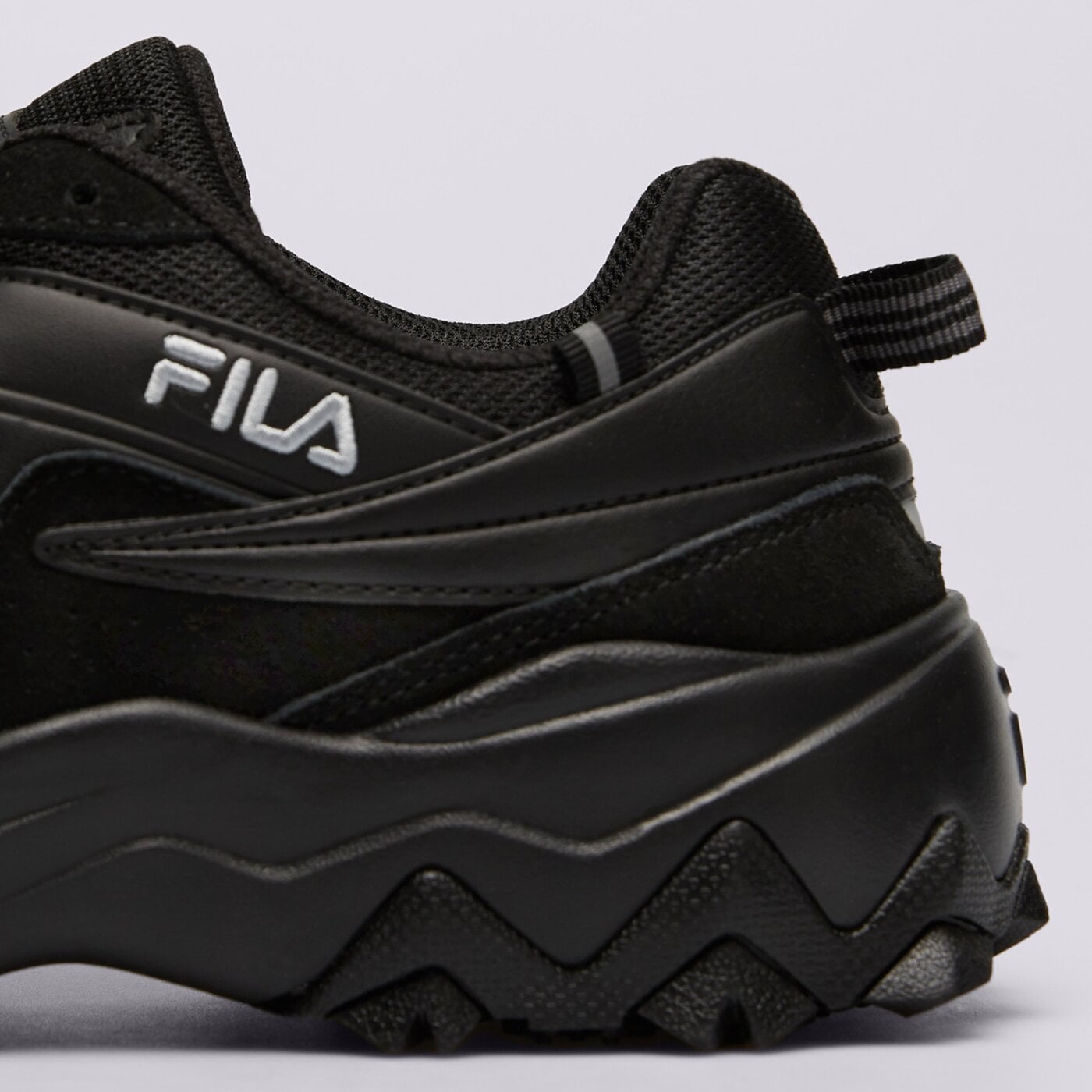 Мъжки маратонки FILA RAVAGEMENT 1jm02589001 цвят черен