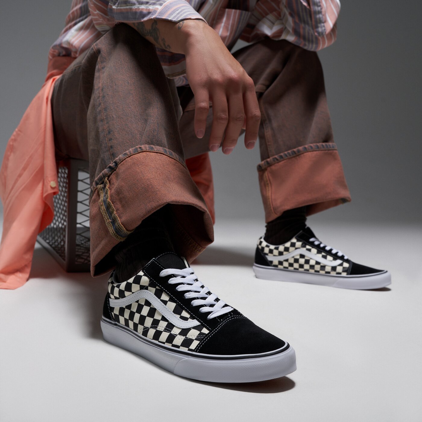 Мъжки маратонки VANS UA OLD SKOOL vn0a38g1p0s1 цвят черен