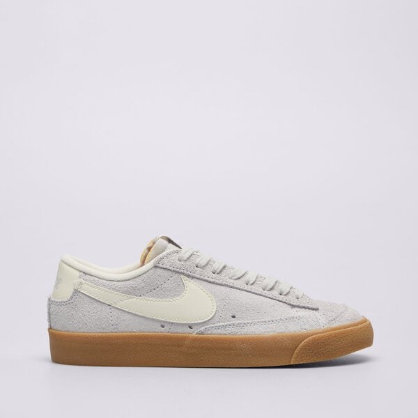 Дамски маратонки NIKE BLAZER LOW '77 VINTAGE fq8060-003 цвят син