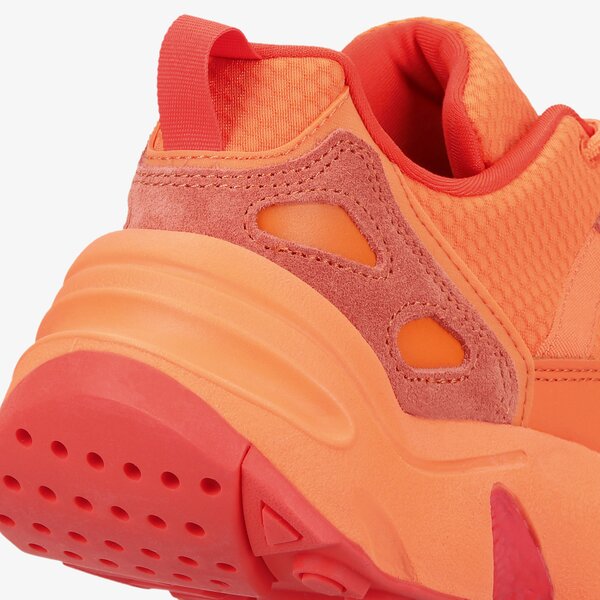 Дамски маратонки ADIDAS ZX 22 BOOST gy6699 цвят оранжев