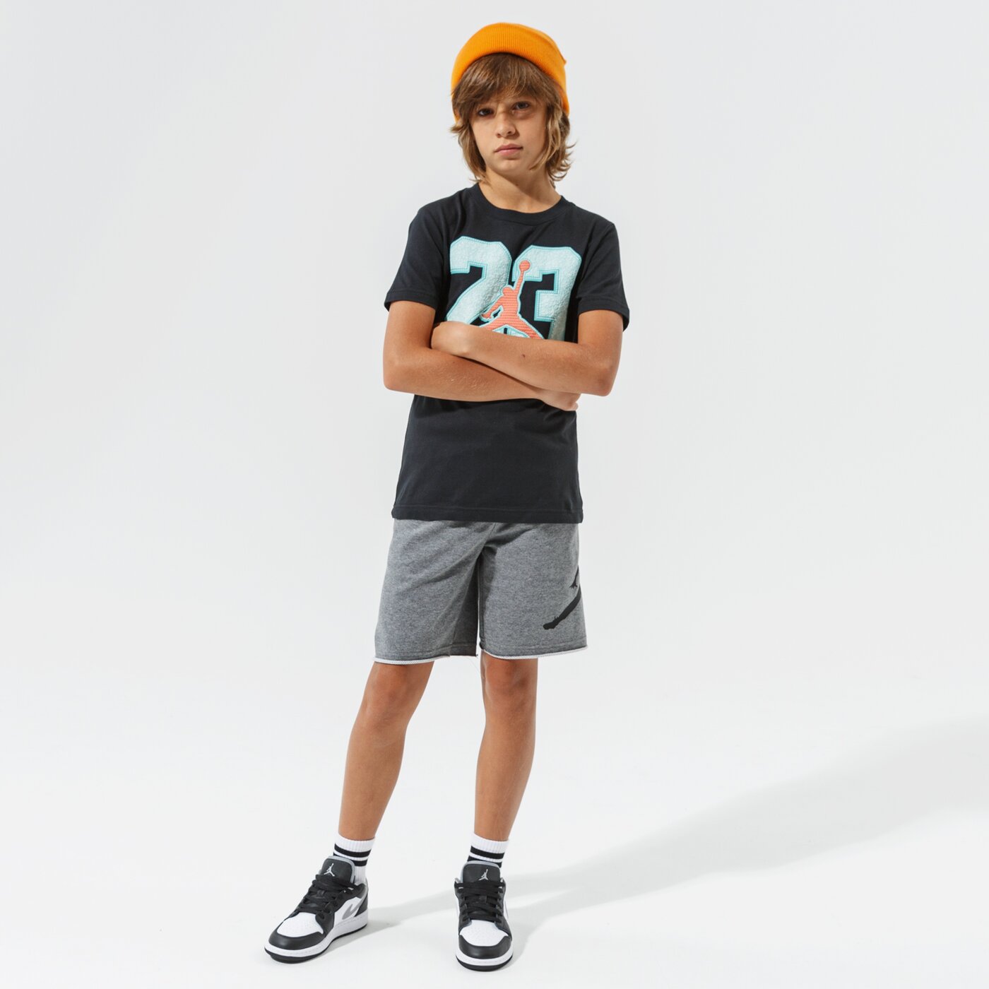 Детска тениска JORDAN ТЕНИСКА 23 GAME TIME BOY 95a639-023 цвят черен