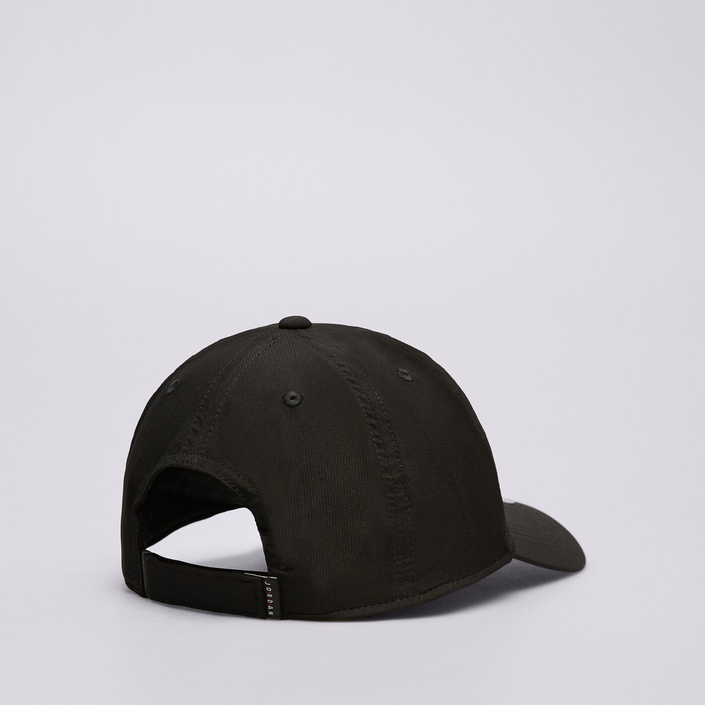 Детска шапка с козирка JORDAN ШАПКА JORDAN ESSENTIALS CAP 9a0724-023 цвят черен