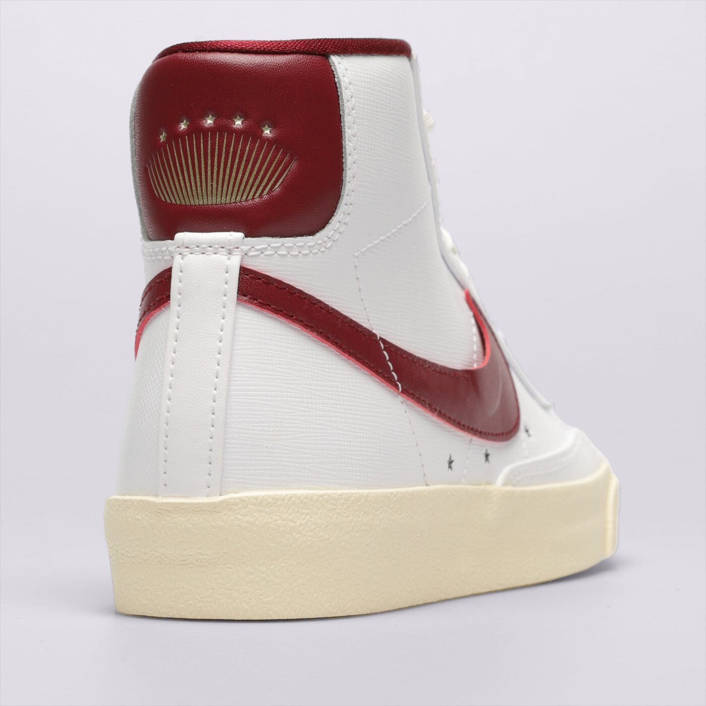 Дамски маратонки NIKE BLAZER MID '77 SE dv7003-100 цвят бял