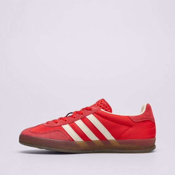 Дамски маратонки ADIDAS GAZELLE INDOOR W js1411 цвят червен