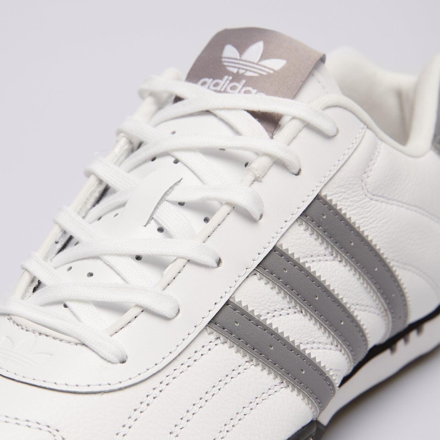 Мъжки маратонки ADIDAS ADIRACER LO jq5721 цвят бял