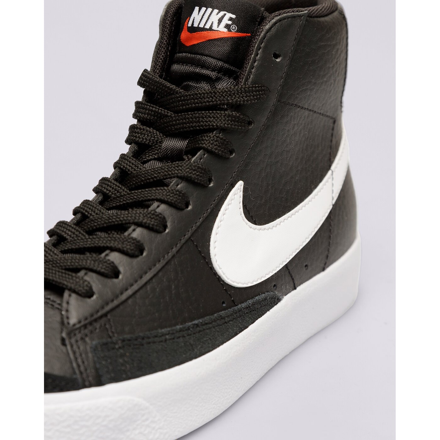 Детски маратонки NIKE BLAZER MID '77 BG da4086-002 цвят черен