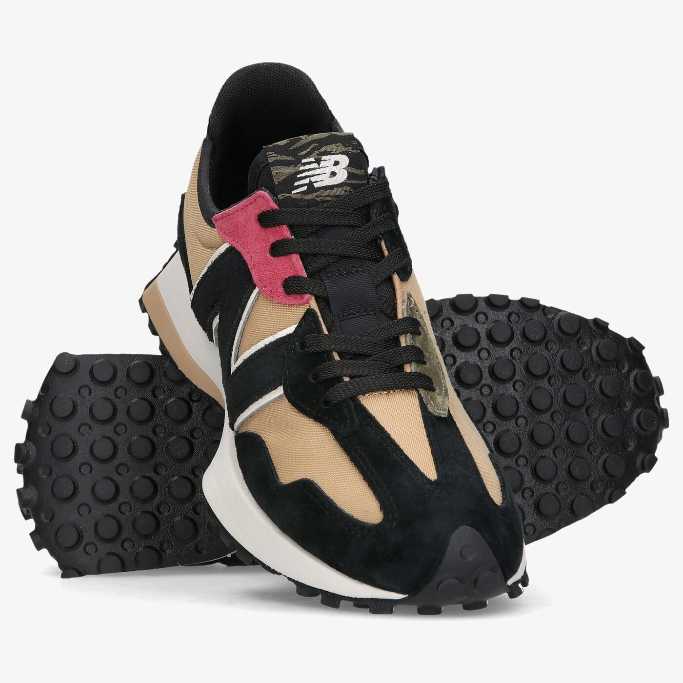 Дамски маратонки NEW BALANCE 327  u327cnp цвят черен